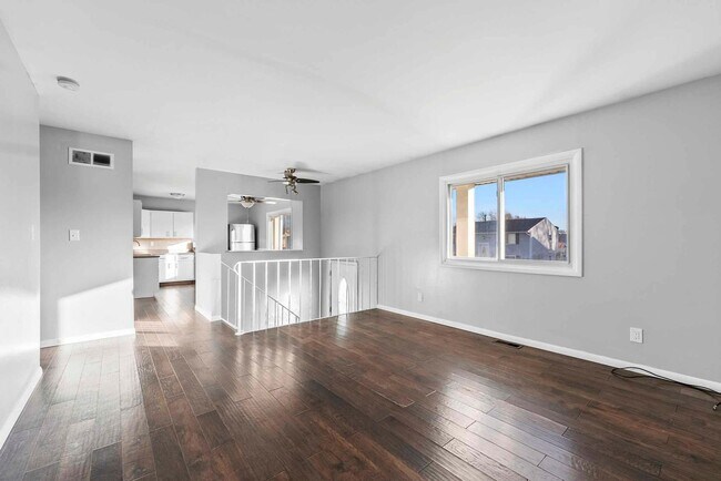 Foto del edificio - Updated 4 bed 2 bath home in Heritage