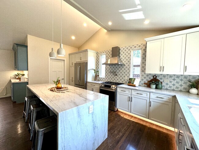 Foto del edificio - 3223 Boundary St
