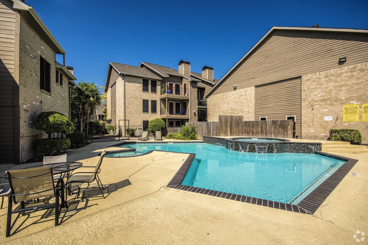 Miramar Apartments, Your new home! Alquileres en Houston, TX