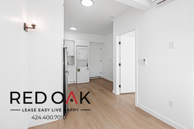 Foto del edificio - 4771 Marathon St