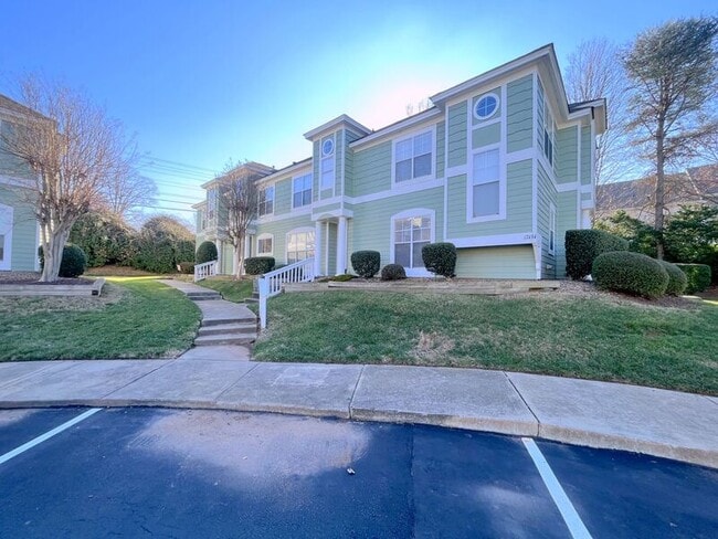 Building Photo - 17438 Tuscany Ln