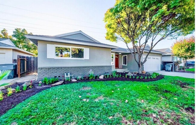 Foto del edificio - 3 br, 2 bath House - 6236 N Bond St