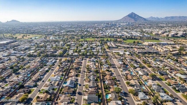 Building Photo - 8302 E Heatherbrae Ave