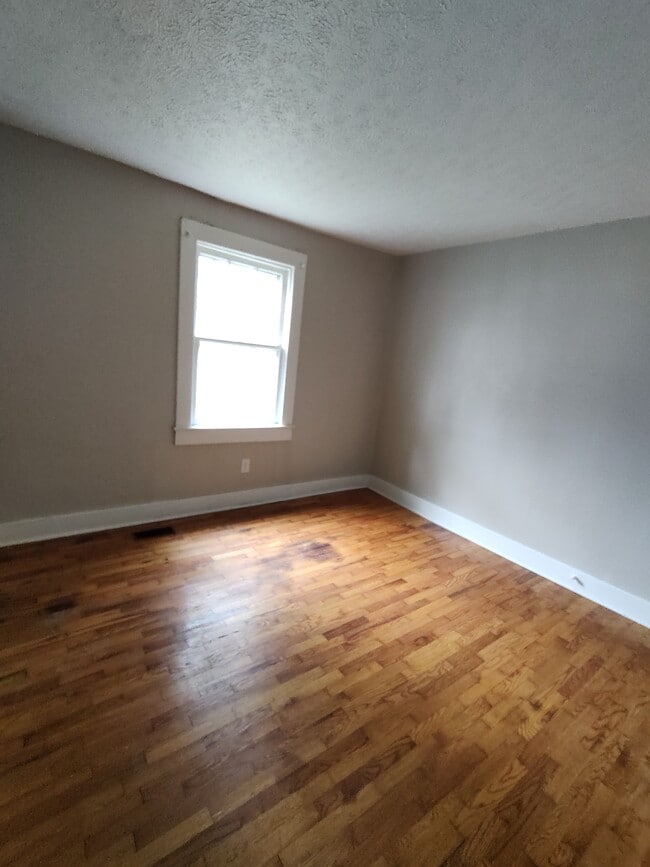 Building Photo - 809 Cline St
