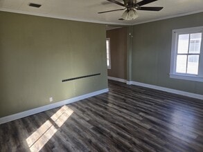 Building Photo - 306 S Severin St