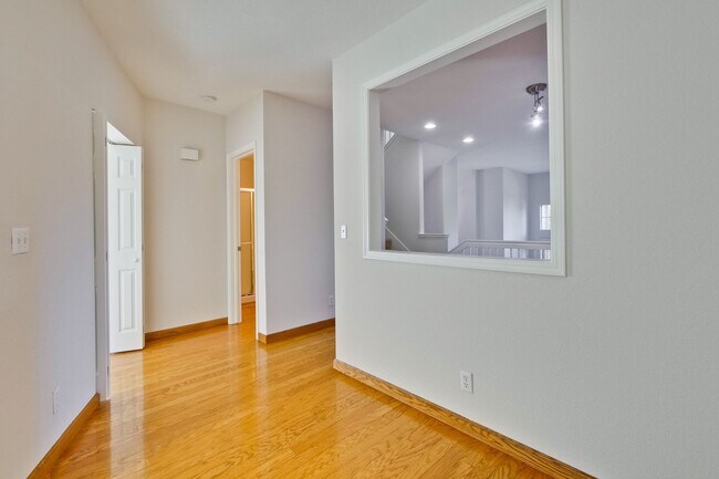 Foto del edificio - 4616 Hampton Falls Pl