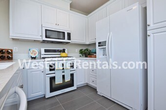 Building Photo - 7257 Cherry Ln