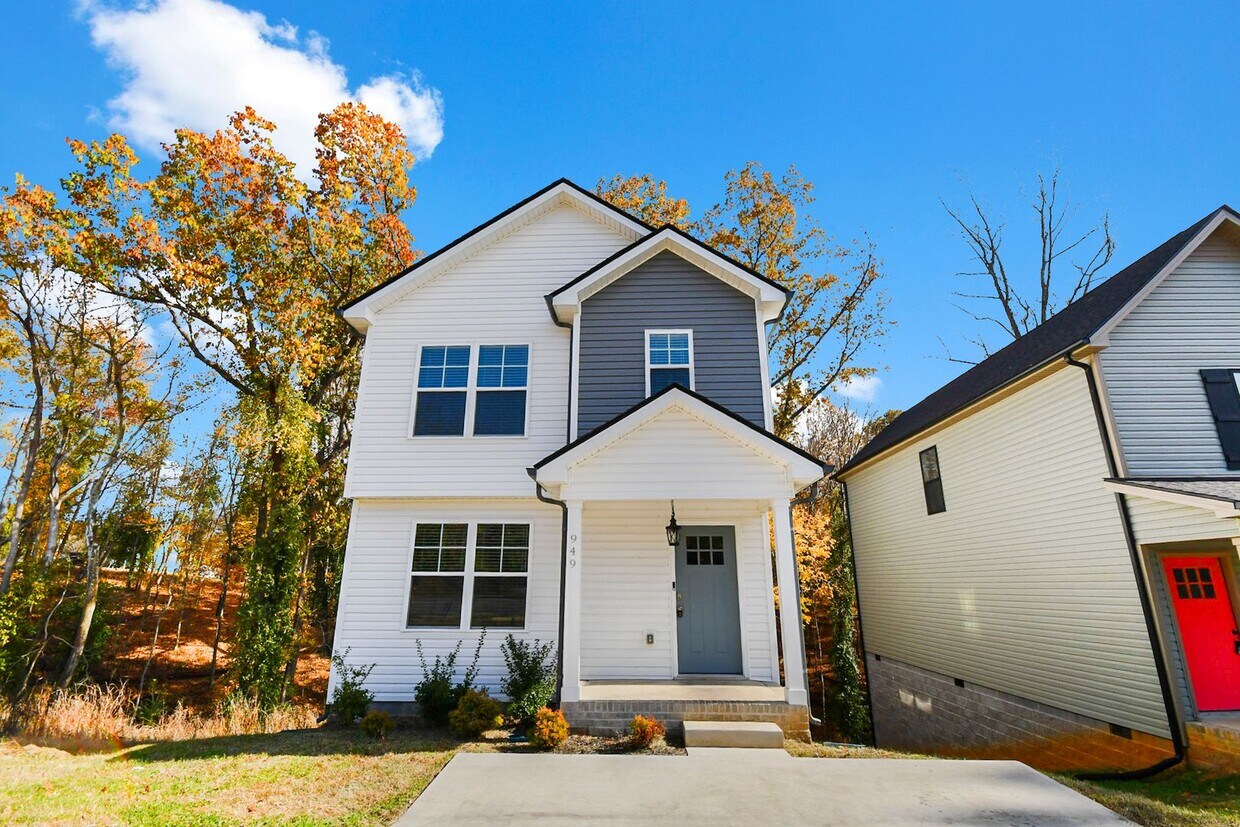 Foto principal - Pet Friendly Three Bedroom!