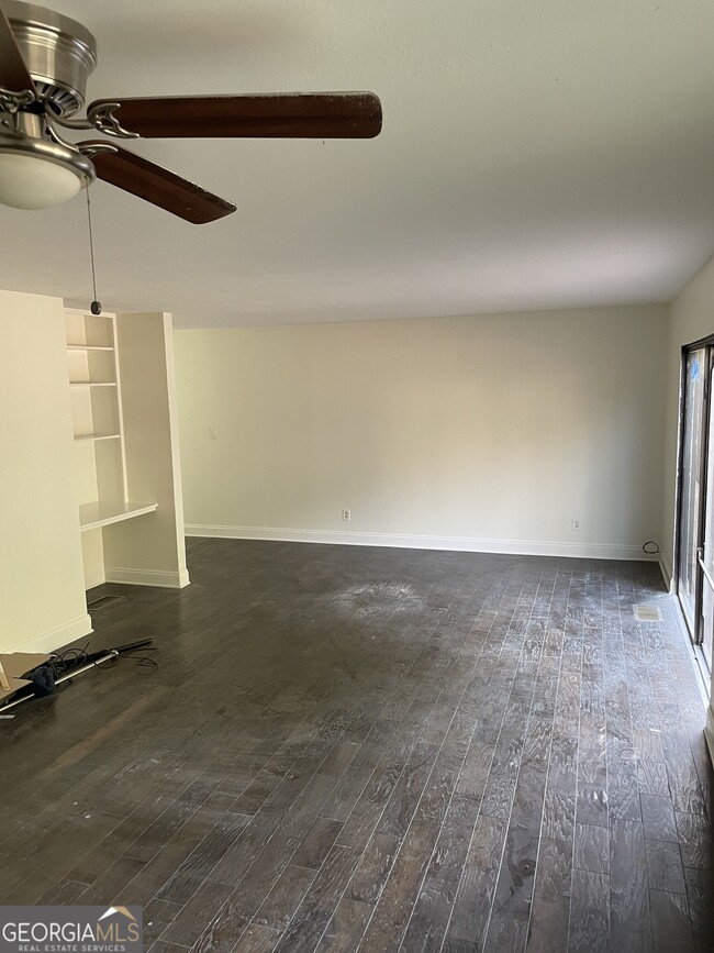 Foto del edificio - 36 Sandalwood Cir