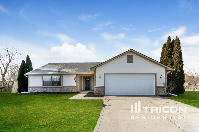Building Photo - 11905 Breta Ct