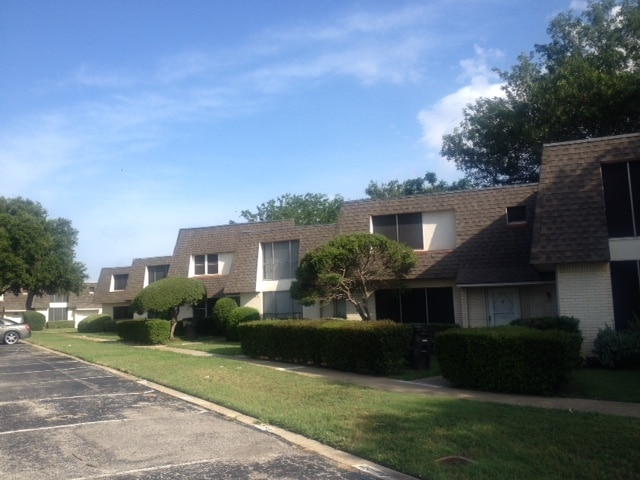 Primary Photo - South Fork Townhomes
