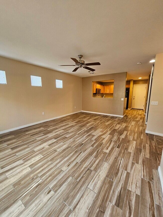 Foto del edificio - 6047 S Cedar Elm Ln