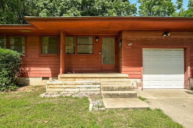 Foto del edificio - Charming 3-Bedroom Home in Prime Norman Lo...
