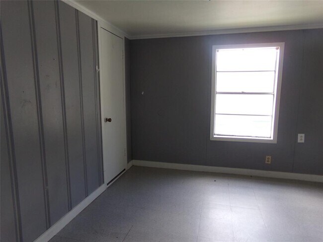 Foto del edificio - 1901 N Avenue G