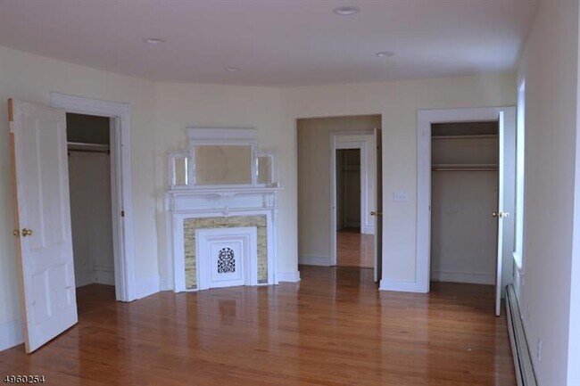 Foto del edificio - 654 Freeman St