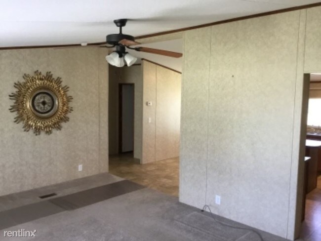 Foto del edificio - 3 br, 2 bath Mobile Home - 516 Cedar Knoll
