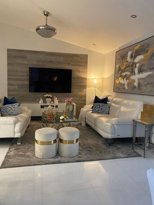 Building Photo - 19002 Cloud Lake Cir