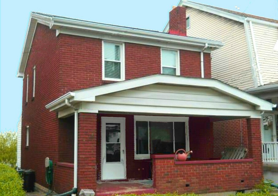 Primary Photo - 1837 Fallowfield Ave