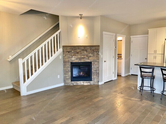 Foto del edificio - Bright Southeast Bend Home Near Canal Trai...