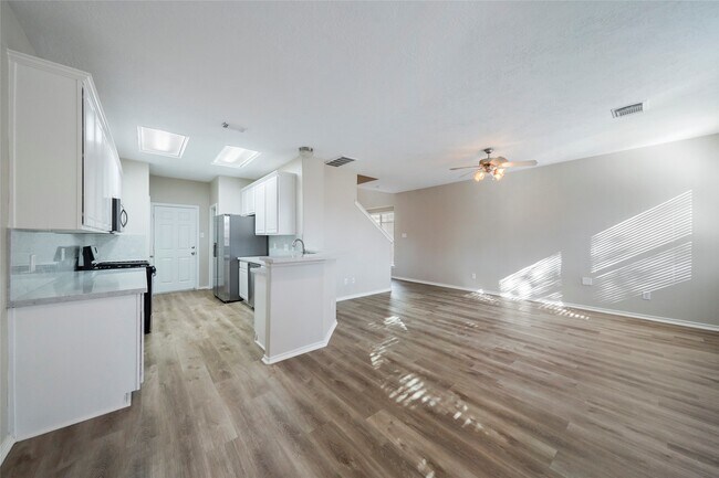 Foto del edificio - 12430 Cane River Ln