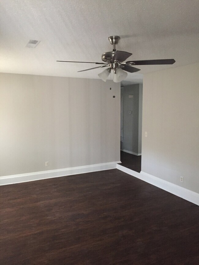 Foto del edificio - 2416 SW 76th St