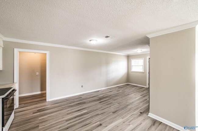 Building Photo - 5204 Grizzard Rd NW