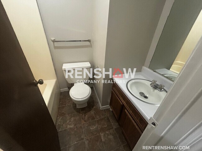 Foto del edificio - 268 Greenfield Dr