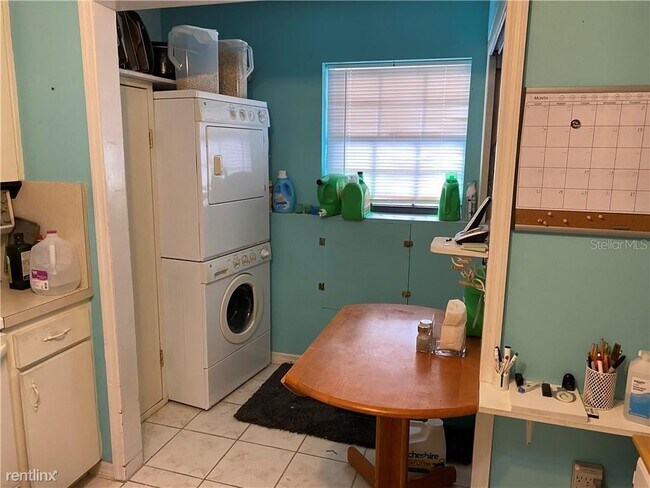 Foto del edificio - 2 br, 2 bath House - 913 Michigan Ave
