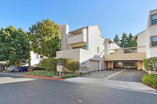 Building Photo - 8444 Via Sonoma