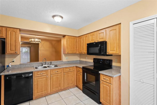 Foto del edificio - 505 Shadow Glen Pl
