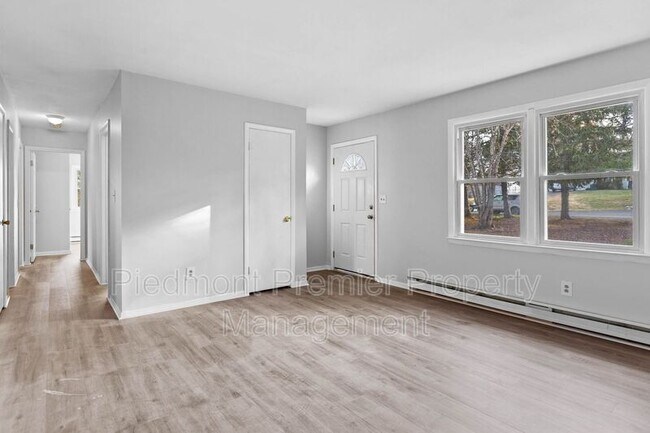 Foto del edificio - 2208 Fairstone Ct