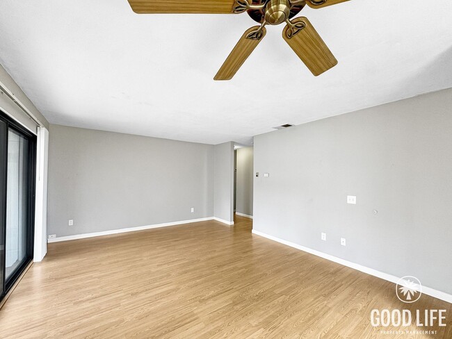 Building Photo - Bright 2BD/2BA Corner Unit Condo in Mira Mesa with Dual En-Suite Baths, Patio & Pool