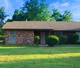 Building Photo - 4320 Willowpoint Dr