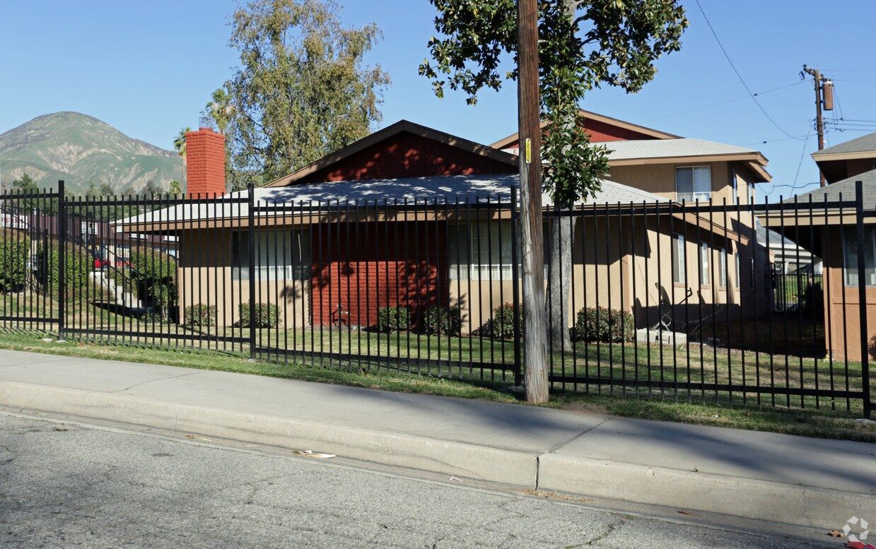 Primary Photo - 2195 Guthrie St