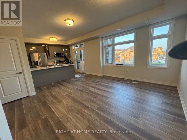 Building Photo - 869 N Waterdown Dr