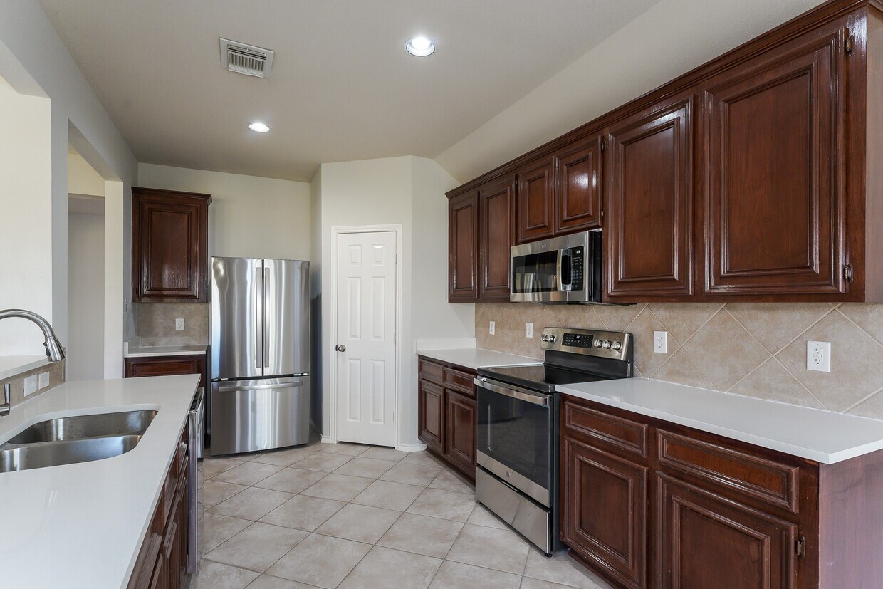 Foto del edificio - 28506 Carly Cove Ln