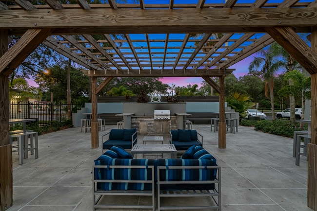 Building Photo - Atwater Westchase