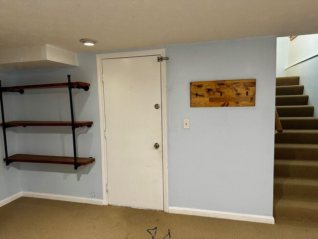 Building Photo - 41 Albury Stone Cir