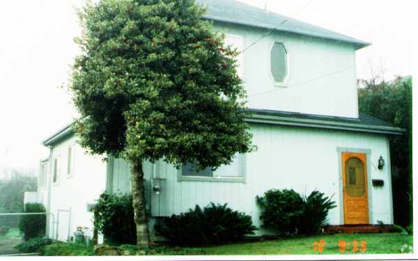 Foto del edificio - 113 Upham St