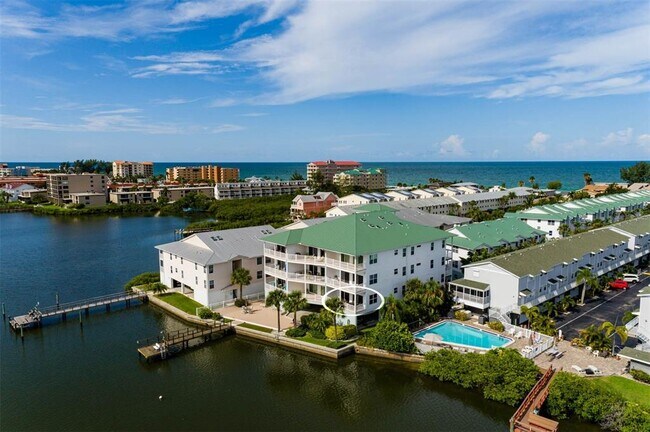 Foto del edificio - 19817 Gulf Blvd
