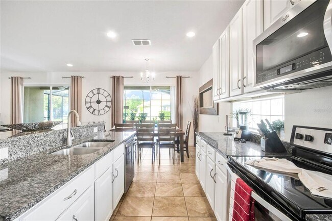 Foto del edificio - 4164 Oak Tree Dr