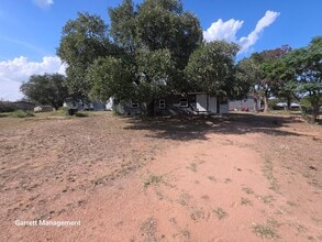 Building Photo - 126 Iroquois Dr