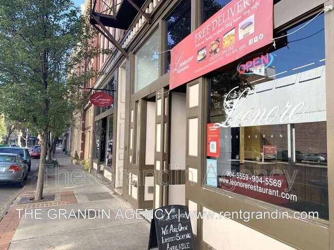 Foto del edificio - 126 Campbell Ave SW
