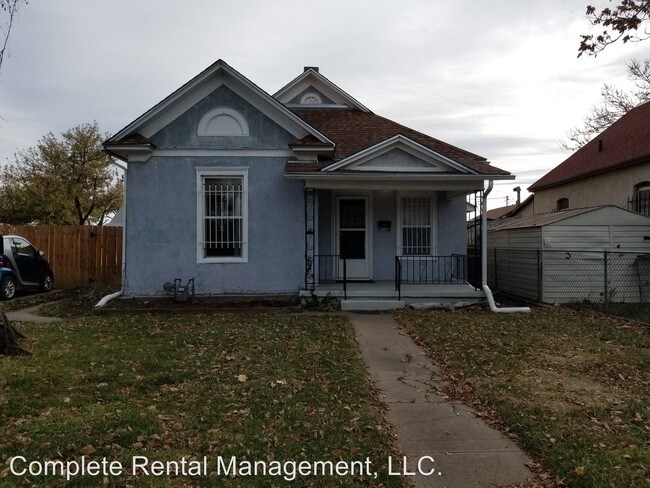 Building Photo - 3 br, 1 bath House - 1108 E 4th St