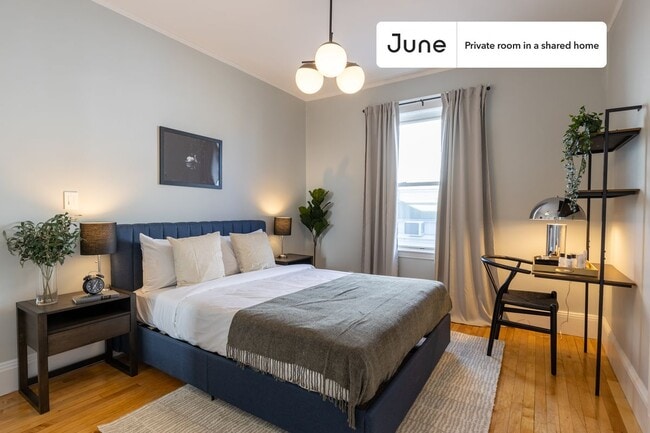 Private bedroom in 4 bed/2 bath Home - Private bedroom in 4 bed/2 bath Home
