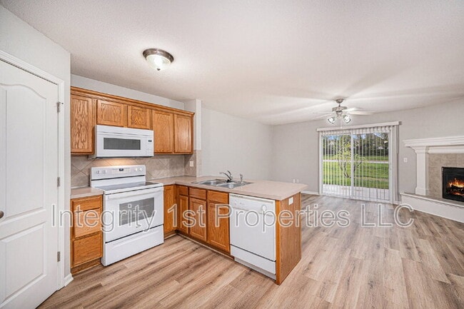 Building Photo - 5977 NW 91st Terrace
