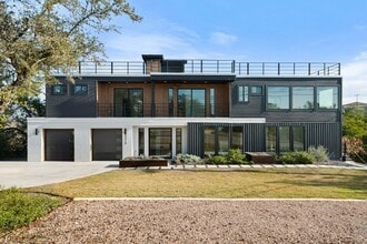 Building Photo - 8610 Grandview Dr