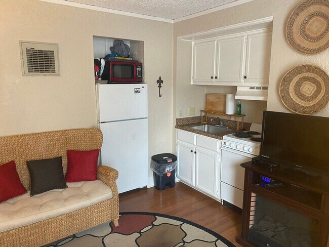 Foto del edificio - 3762 Bertrose St