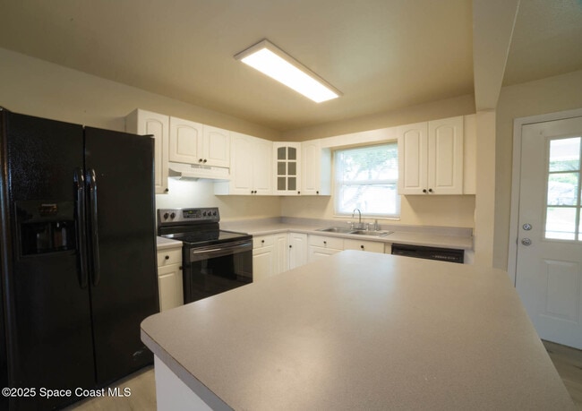 Foto del edificio - 950 Alford St