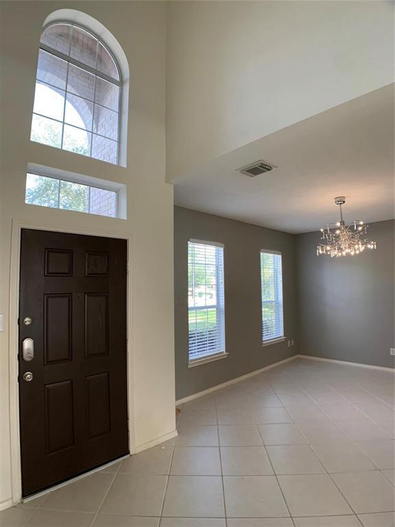 Building Photo - 28519 Connordale Ln